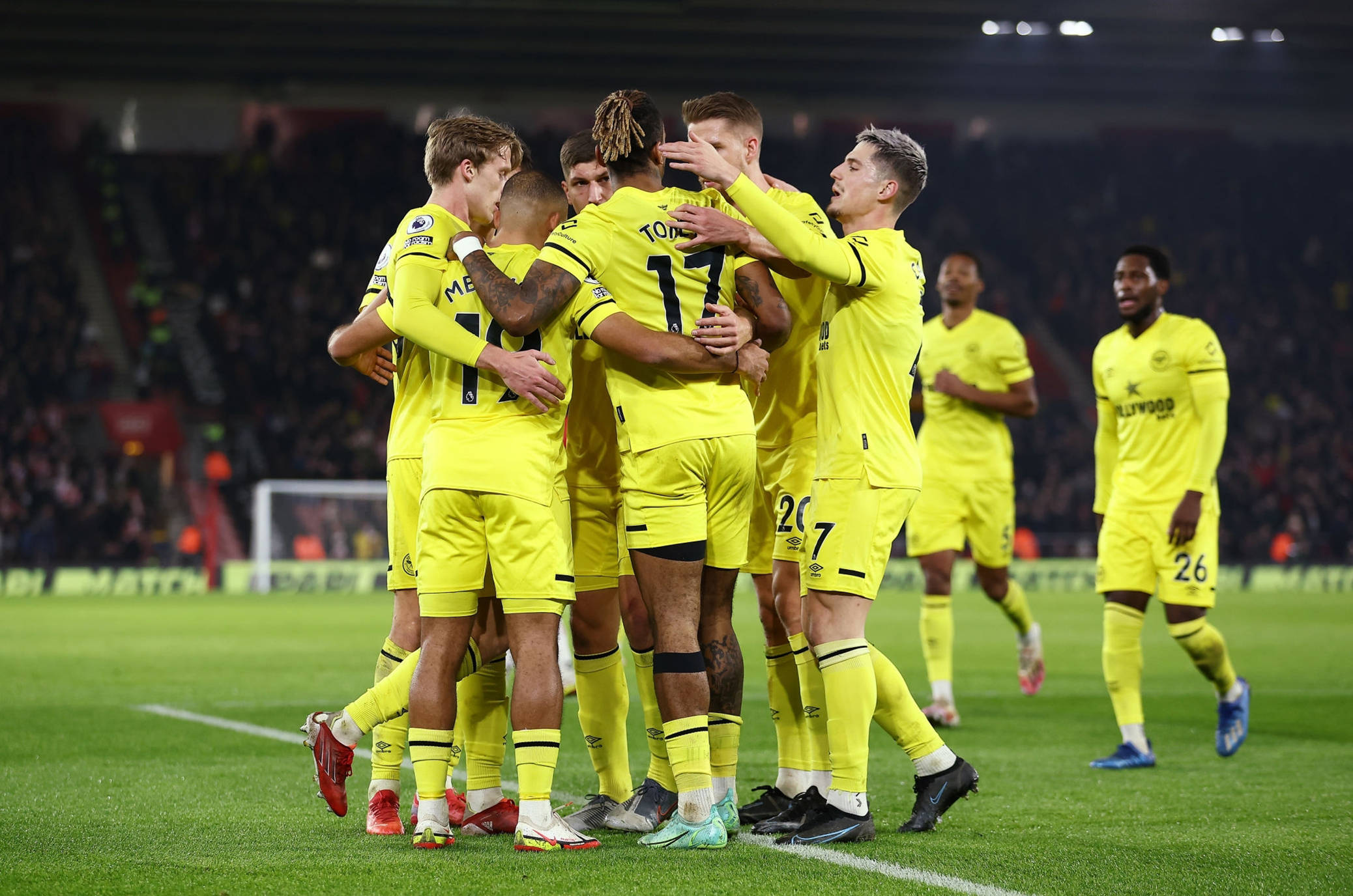 中场和前锋 中场和前锋