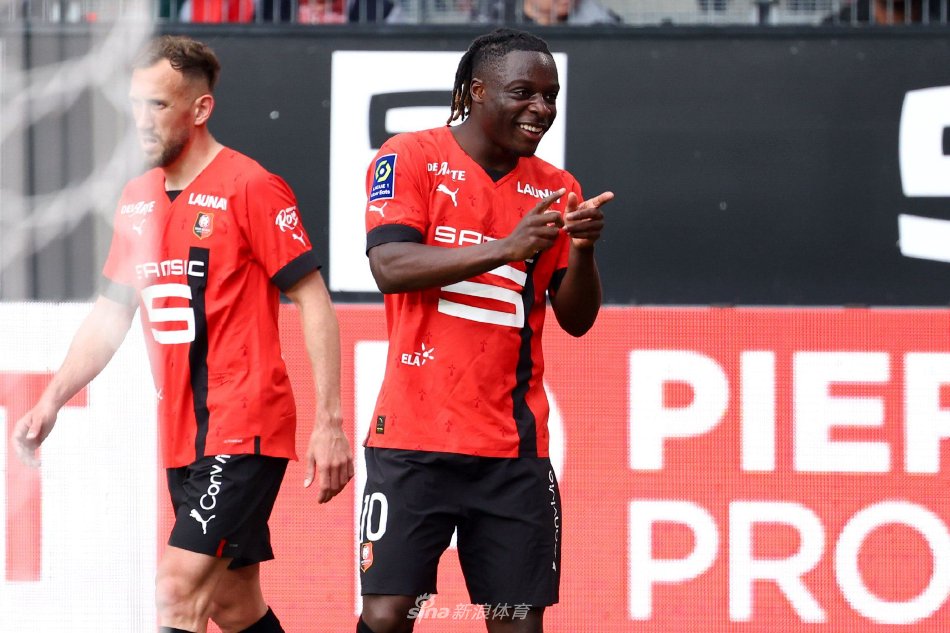 选手需要在 选手需要在